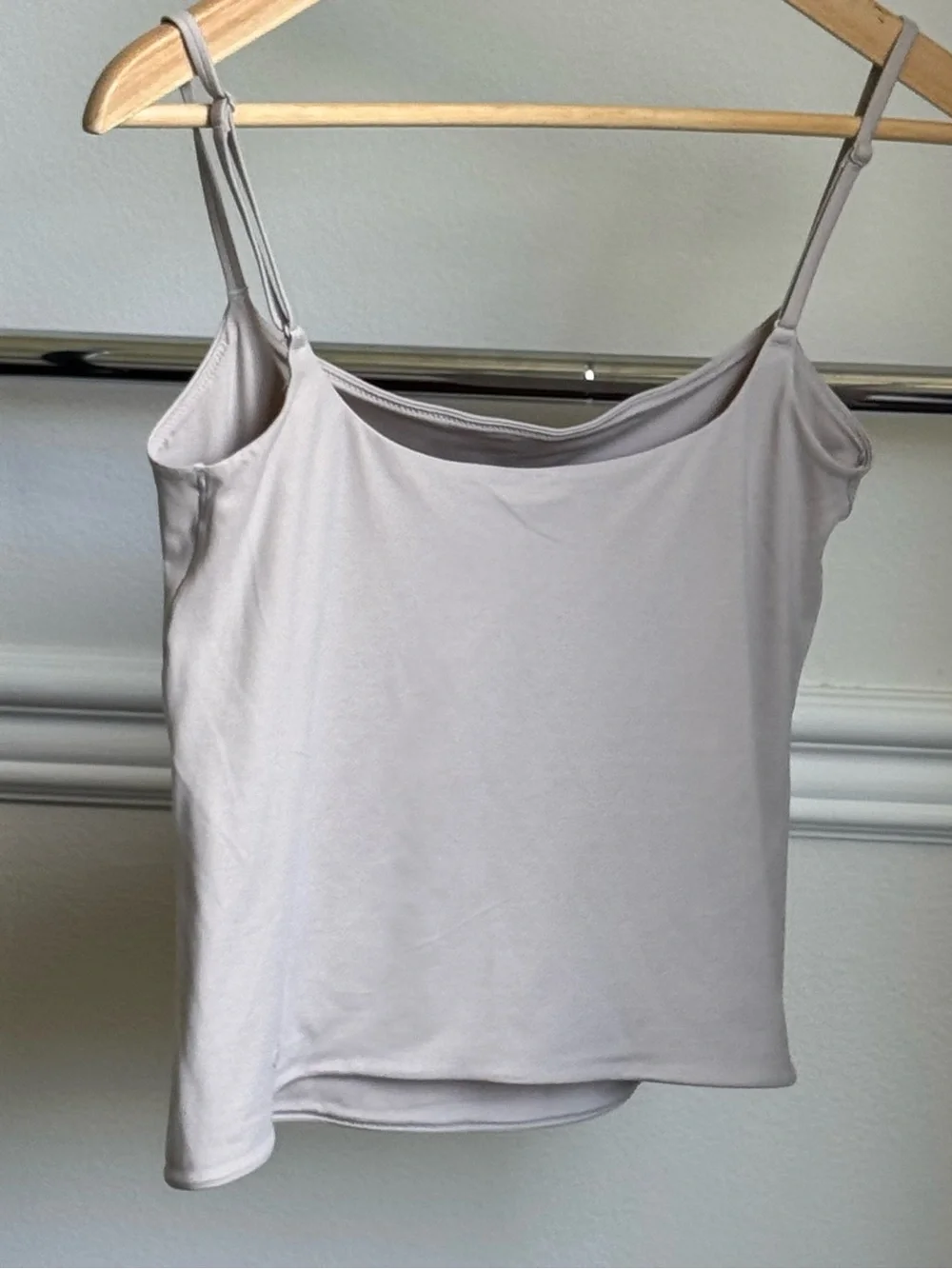 Lululemon Wundermost Ultra-Soft Nulu Spaghetti-Strap Adjustable Cami M Pre-owned